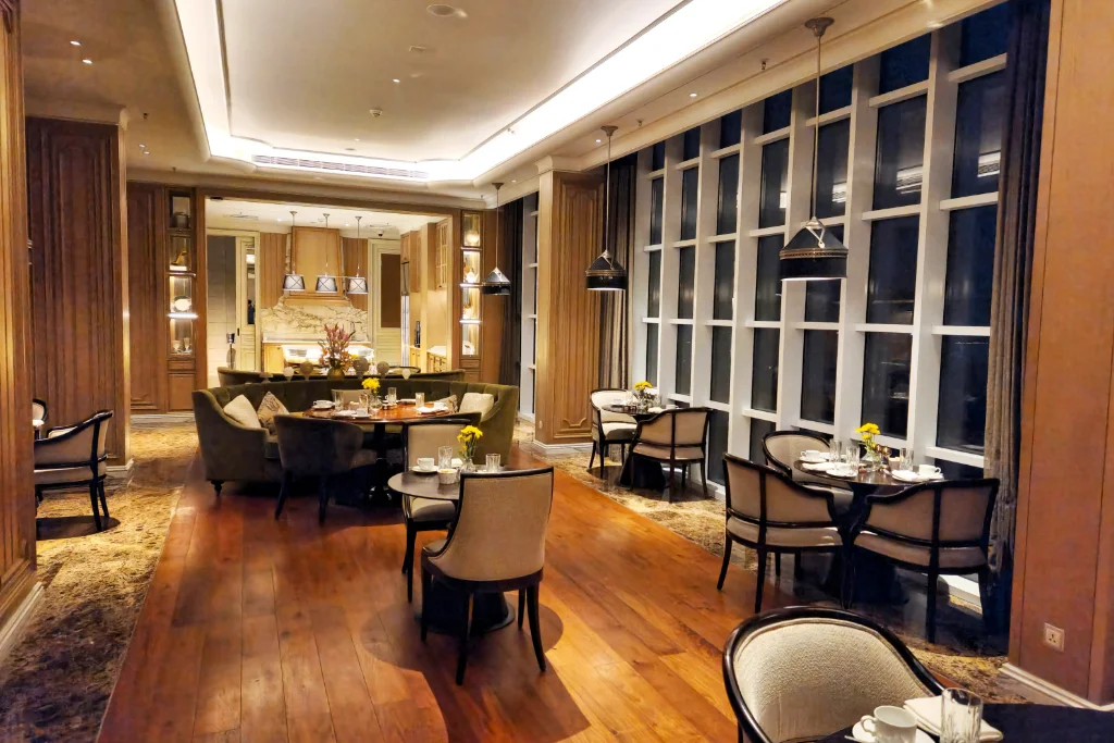 Resort Dining